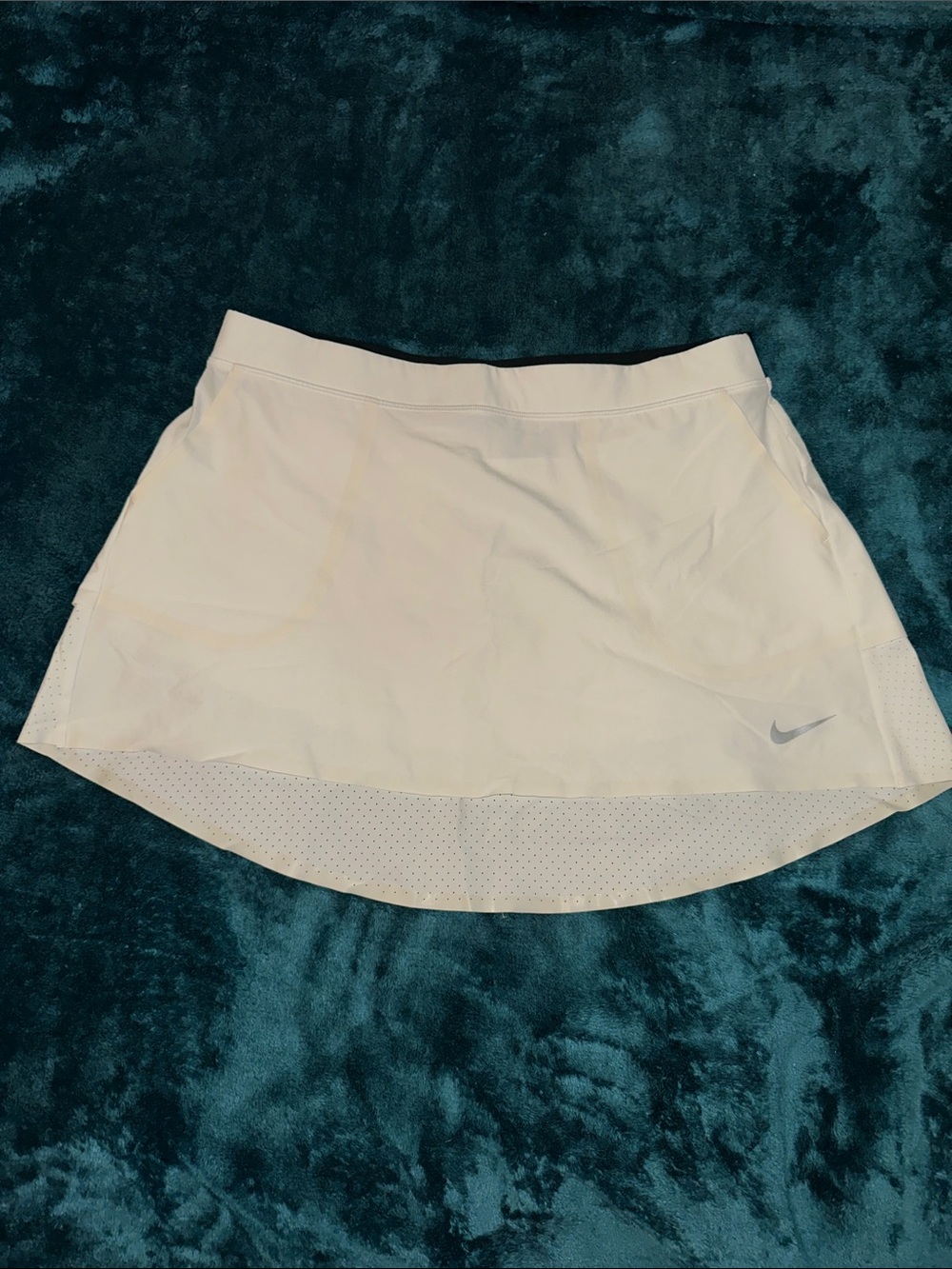 Nike White High-Low Active Golf Skirt